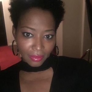 Meet your Posher, Stacy