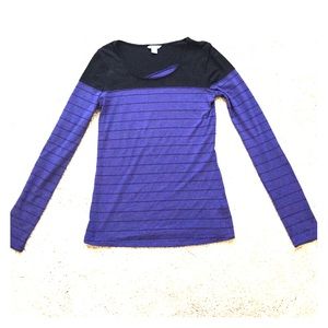 Volcom blue and black long sleeve shirt. Like new!