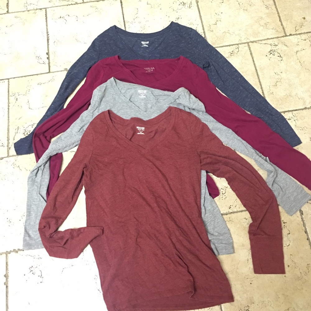 Bundle of 4 Long Sleeve Tees Mossimo/Arizona
