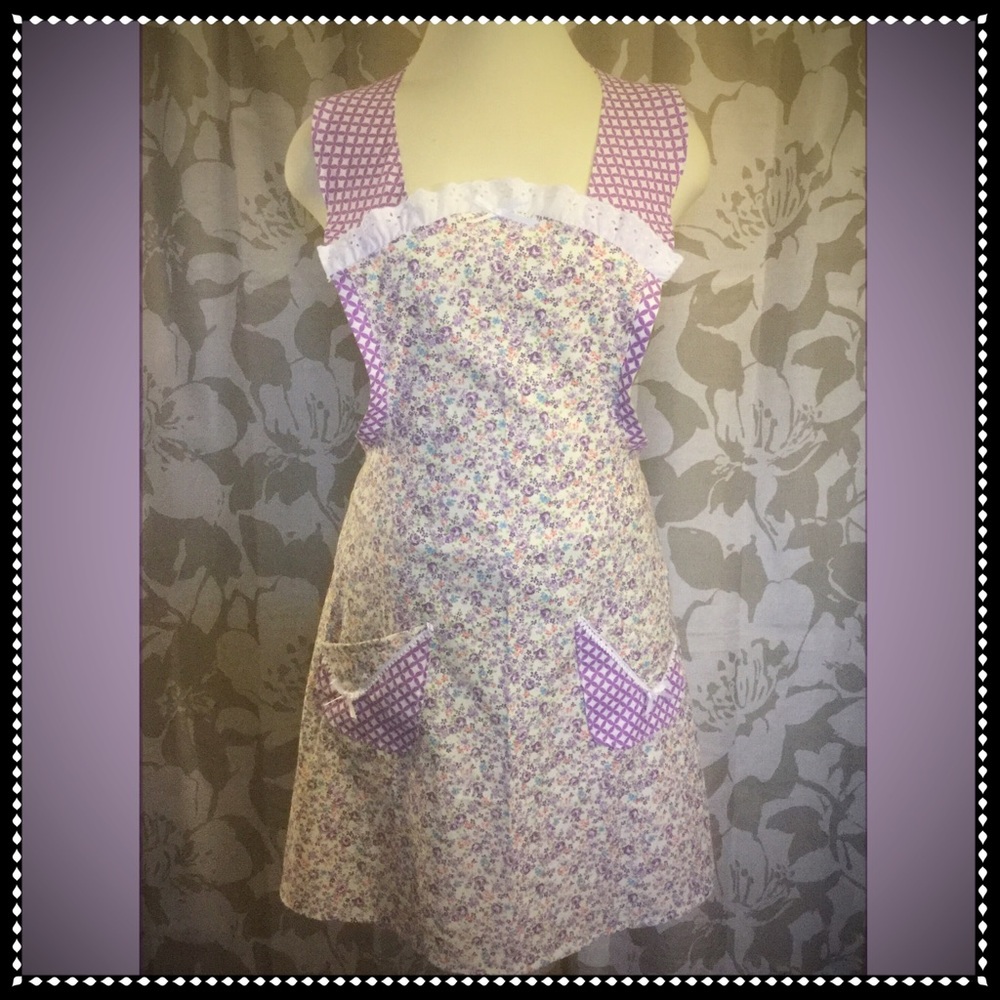 -SOLD- 1930's inspired Apron (New)
