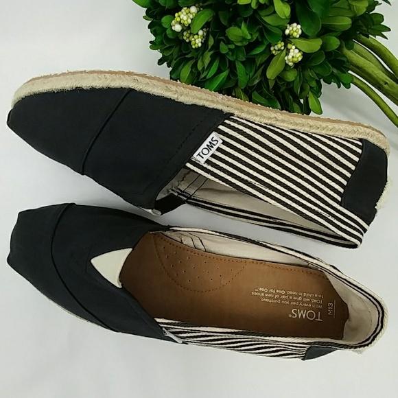 TOMS Other - Toms black and white stripe mens slip on shoes