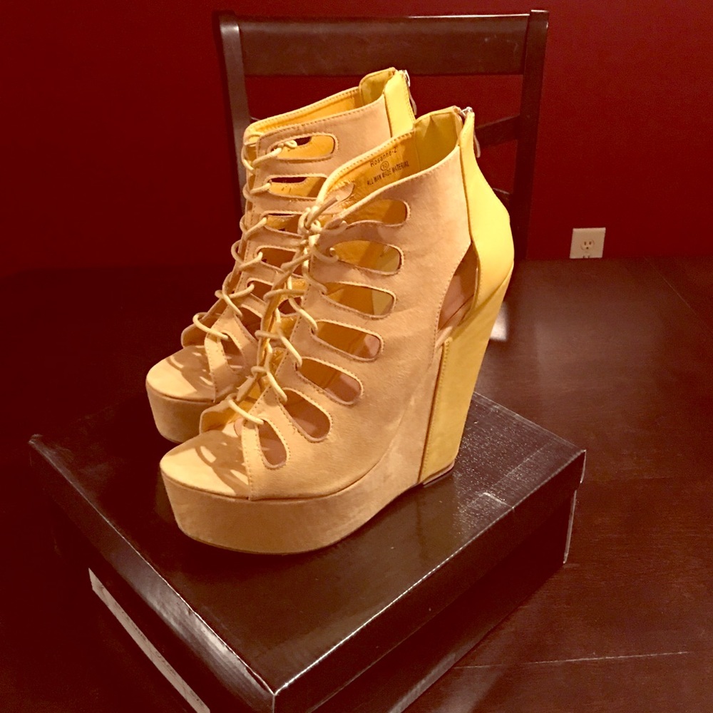 Bright Yellow Wedges!!!