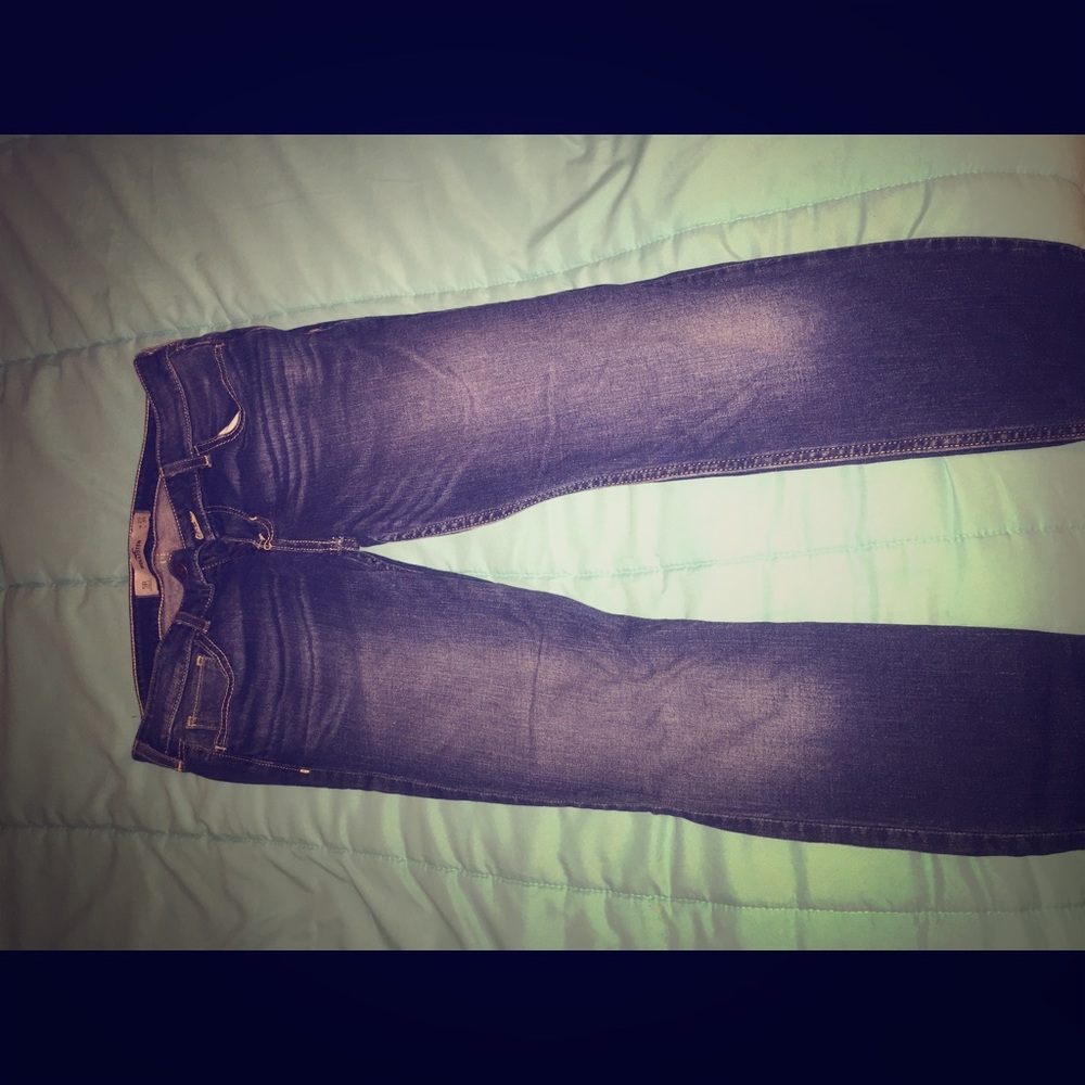 Hollister jeans