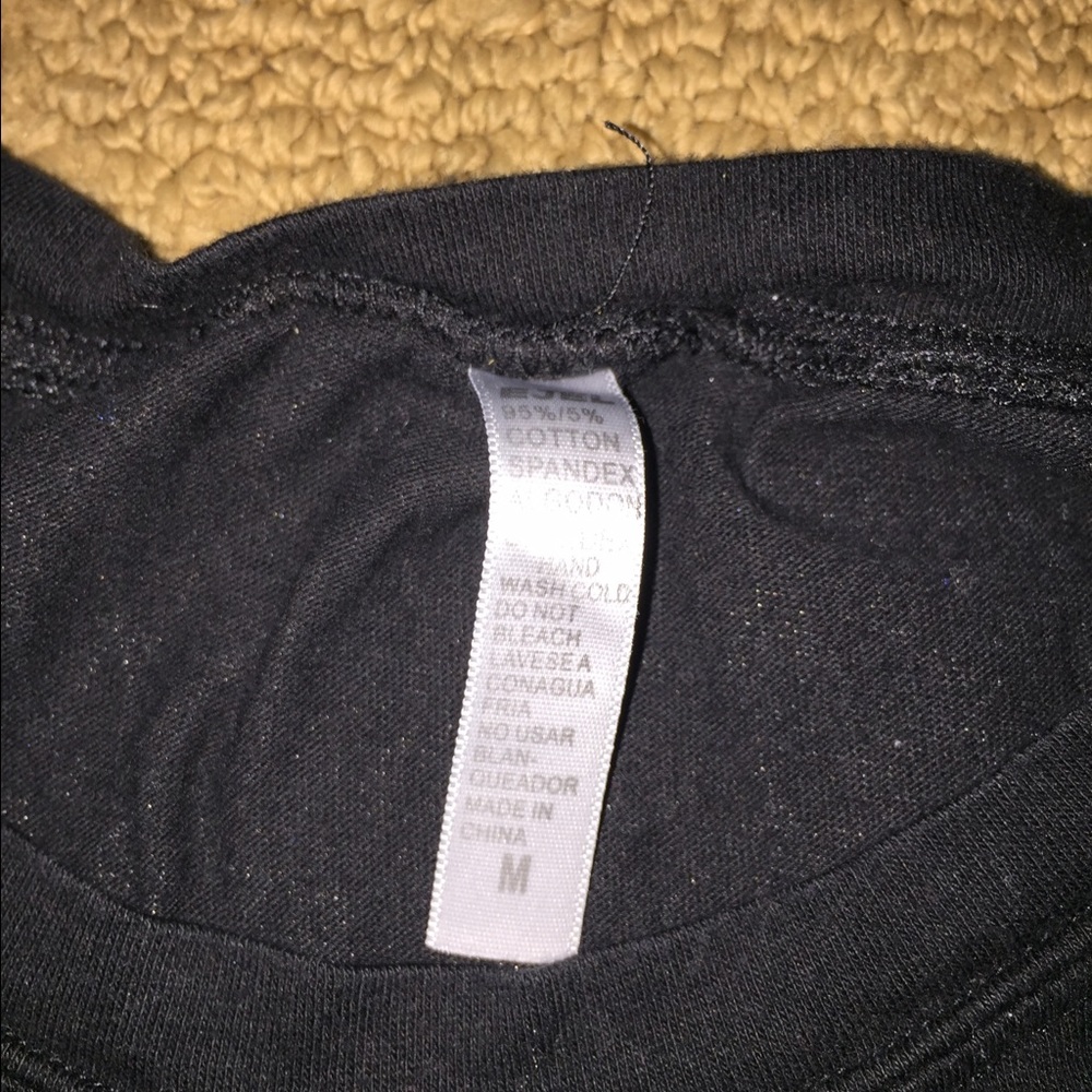 CHRISTIAN GIRLS ROCK TSHIRT - Picture 3 of 3