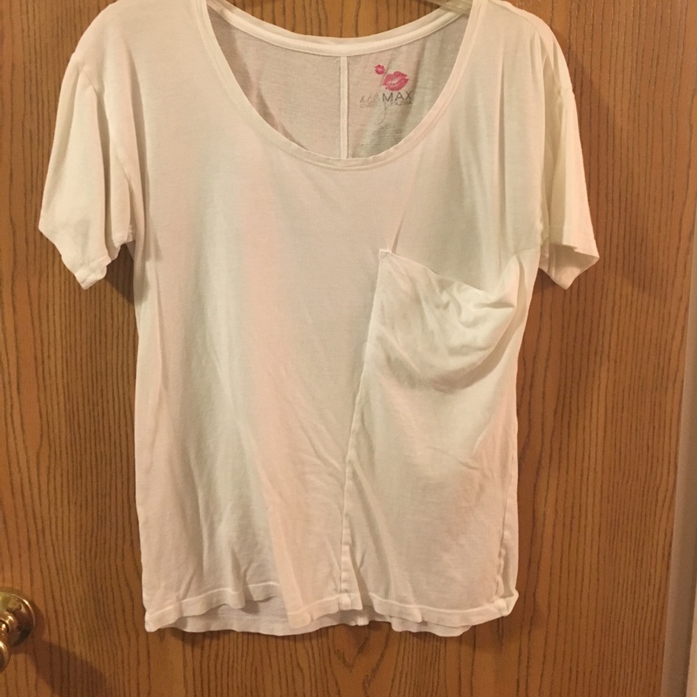 White pocket top