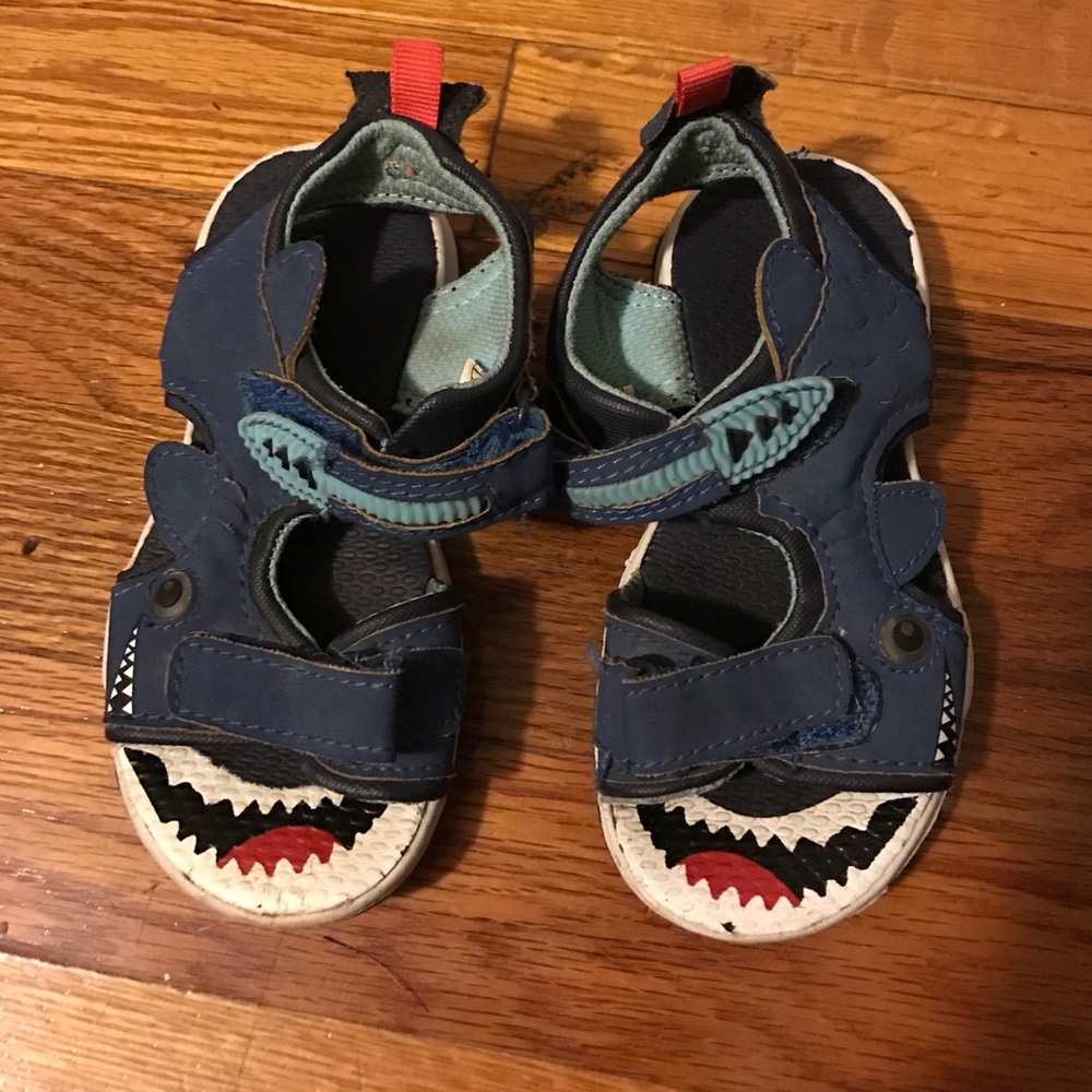Light up shark sandals