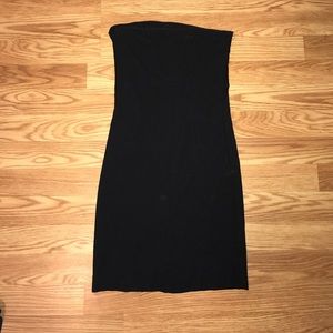 Strapless black bodycon dress