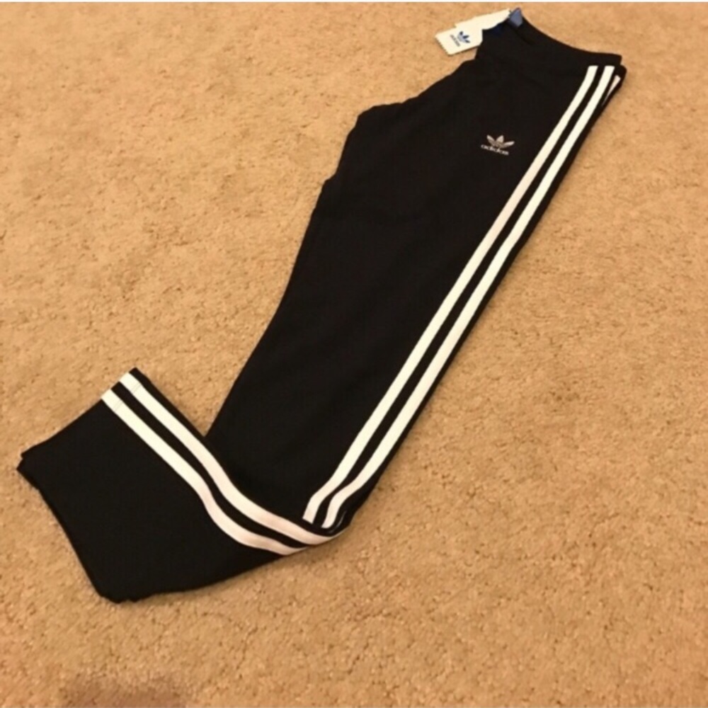 Brand new Adidas Originals leggings - Picture 2 of 5