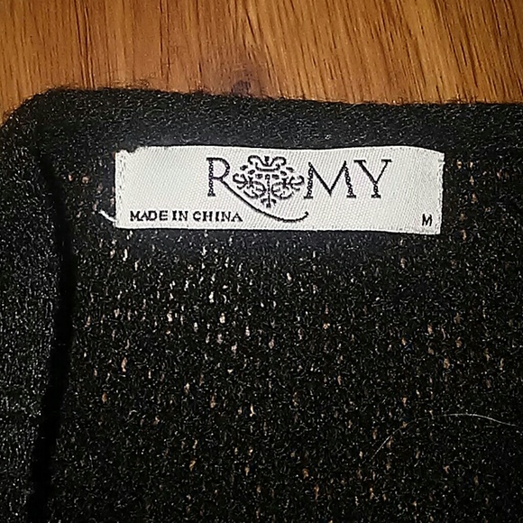 Cardigan - Picture 3 of 3