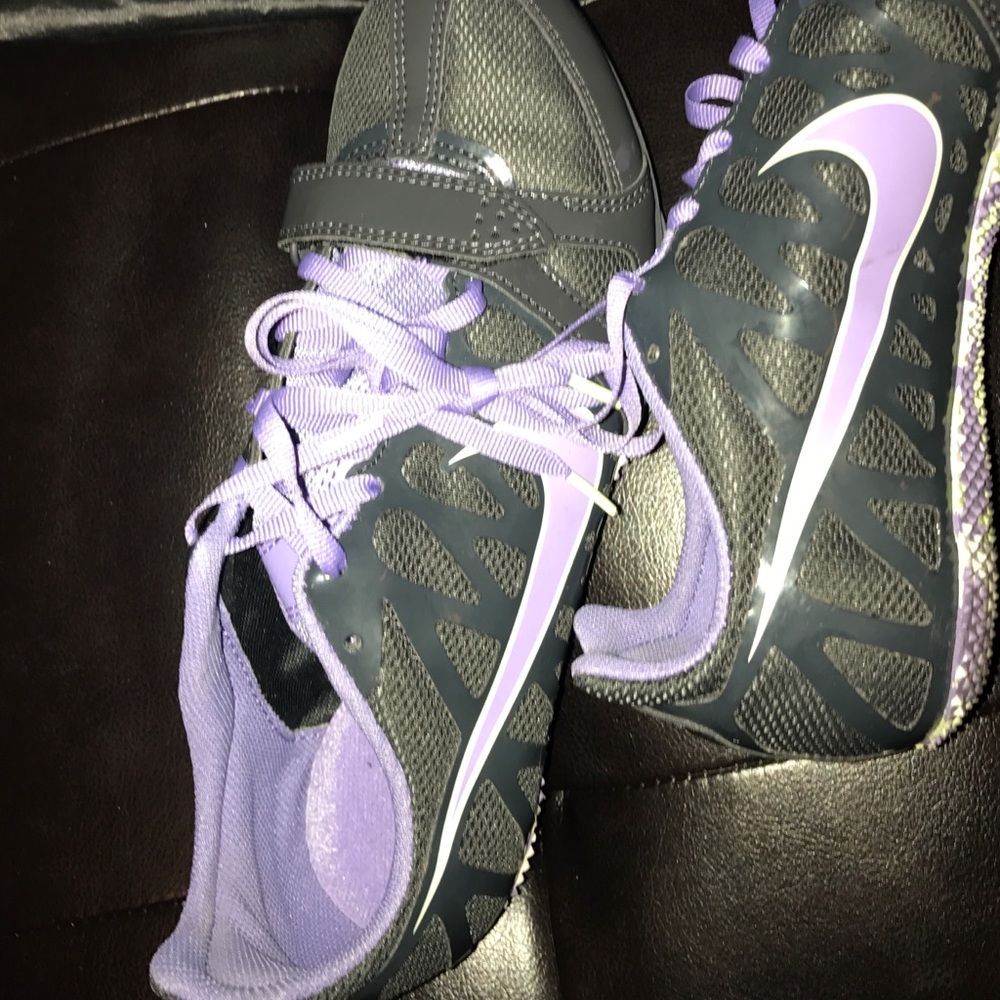 BRAND NEW Track & field shoes - Picture 3 of 4