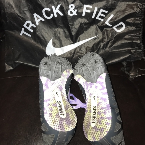 BRAND NEW Track & field shoes - Picture 2 of 4