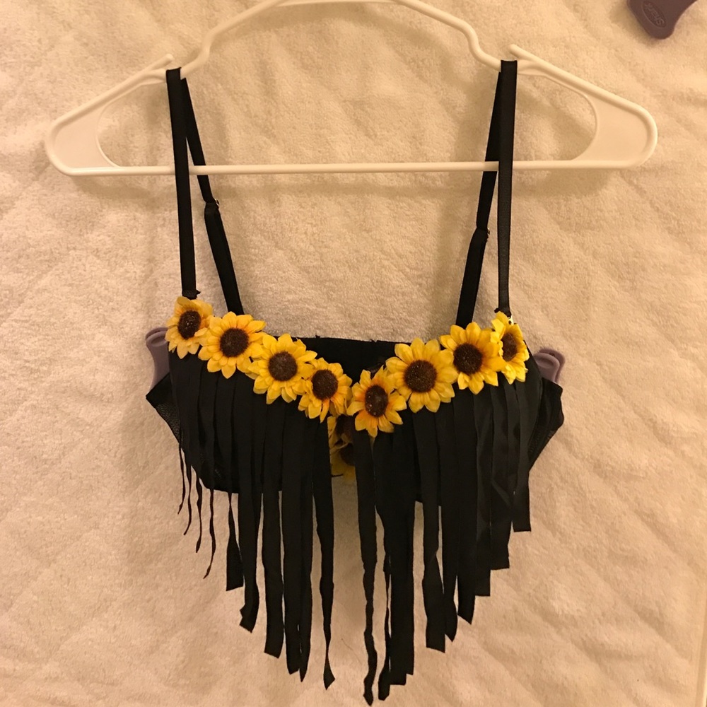 DIY Handmade Fringe Sunflower Bra
