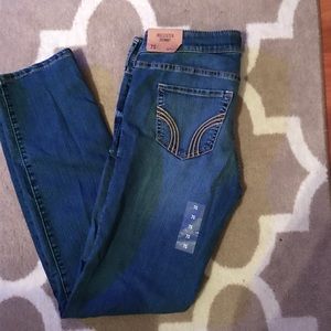 NWT - hollister stretch skinny jeans