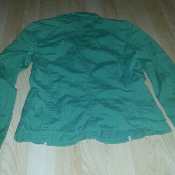 Green for Spring! - Picture 3 of 3