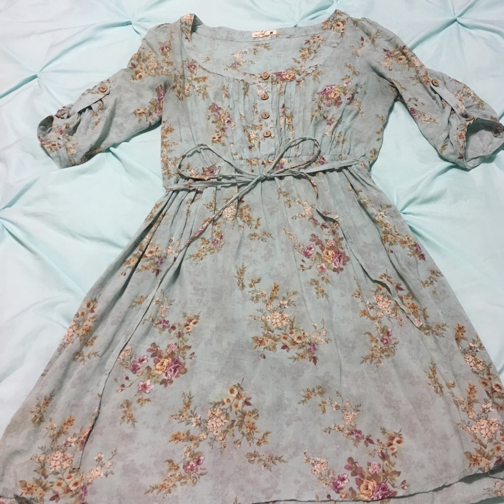 Aqua 3/4 sleeve dress with pink/purple roses.