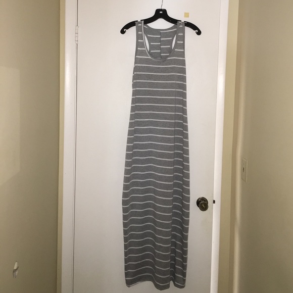 Perfect summer maxi dress - Picture 2 of 2