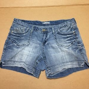 Maurices Shorts Size 18
