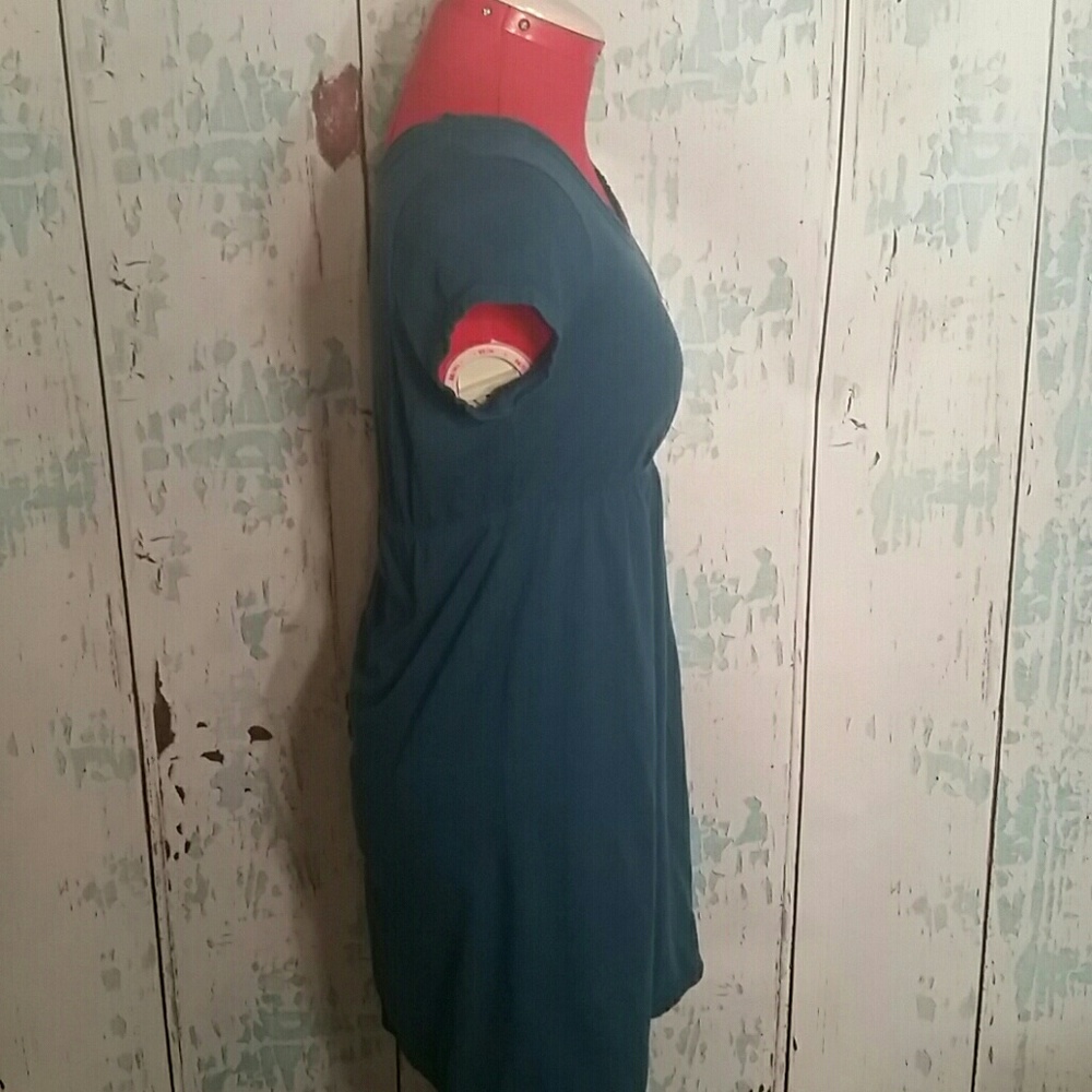 Dress - Picture 2 of 3