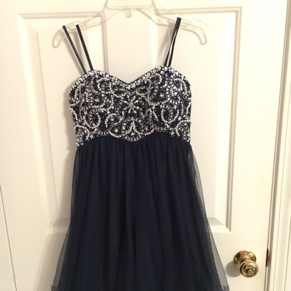 Navy blue strapless short prom dress