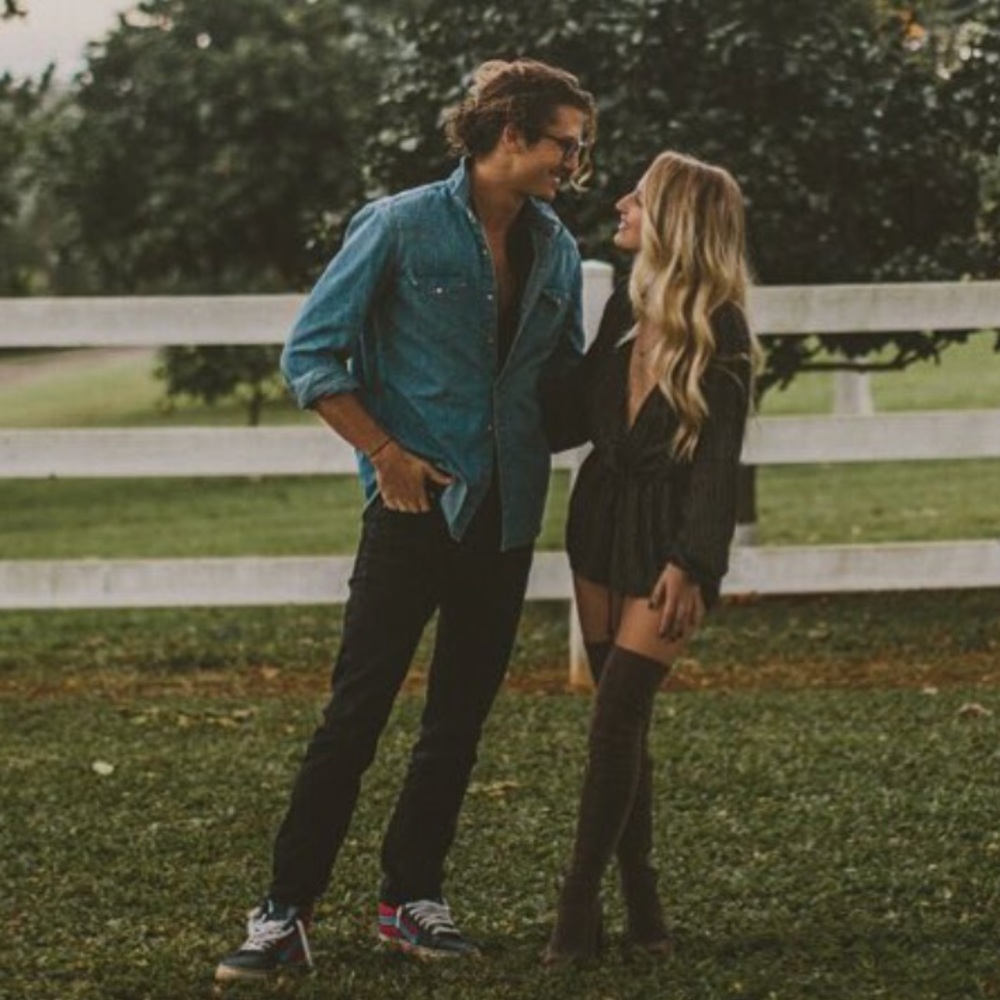 🌷Flynn Skye Romper🌷