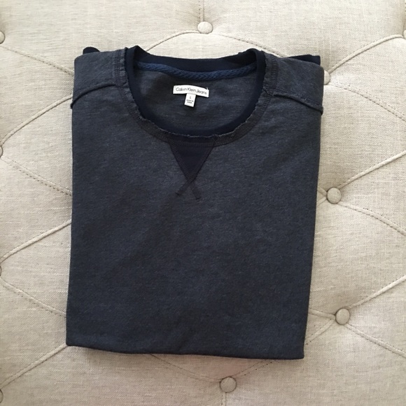 Calvin Klein Jeans Other - Calvin Klein Jeans crewneck sweater short sleeve ✅ Calvin Klein Jeans Other - Calvin Klein Jeans crewneck sweater short sleeve ✅