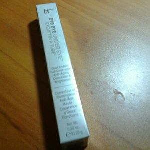 It cosmetics eyelift in a tube