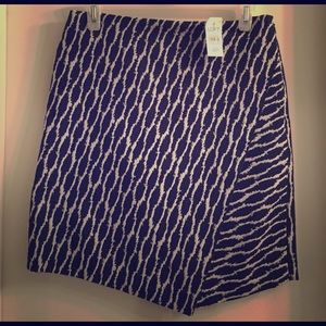 NWT Navy patterned Loft skirt