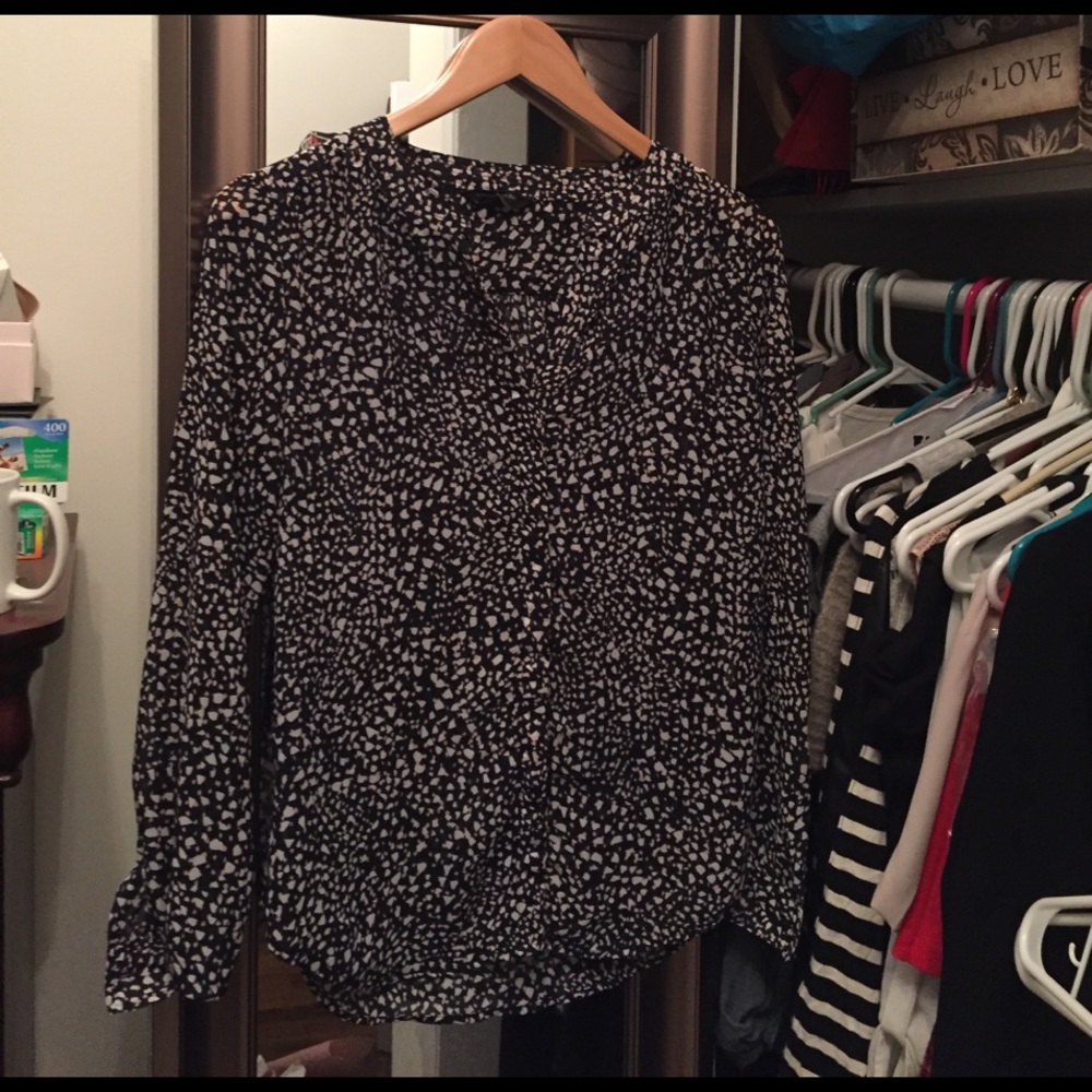 Navy/pink print banana republic blouse