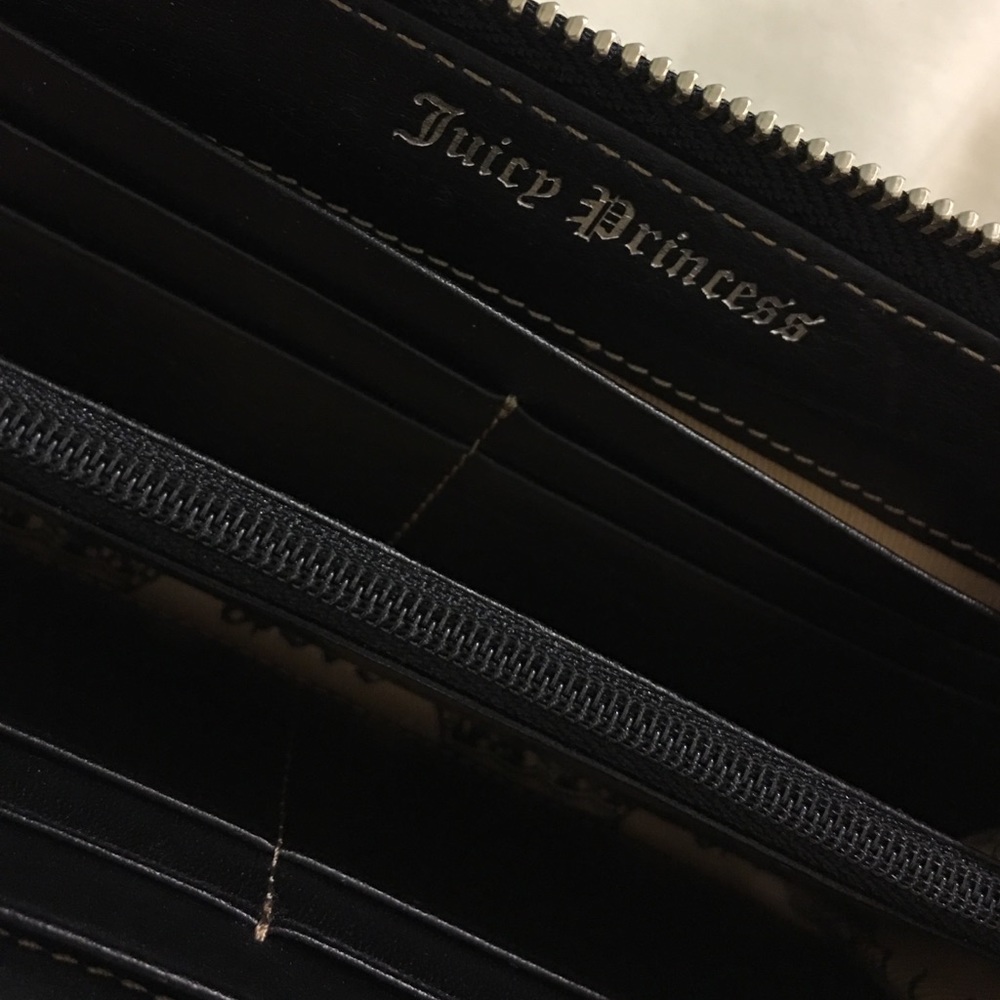 Juicy Couture Zippy Wallet AUTHENTIC - Picture 5 of 7