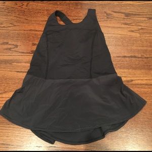 Lululemon black peplum support tank