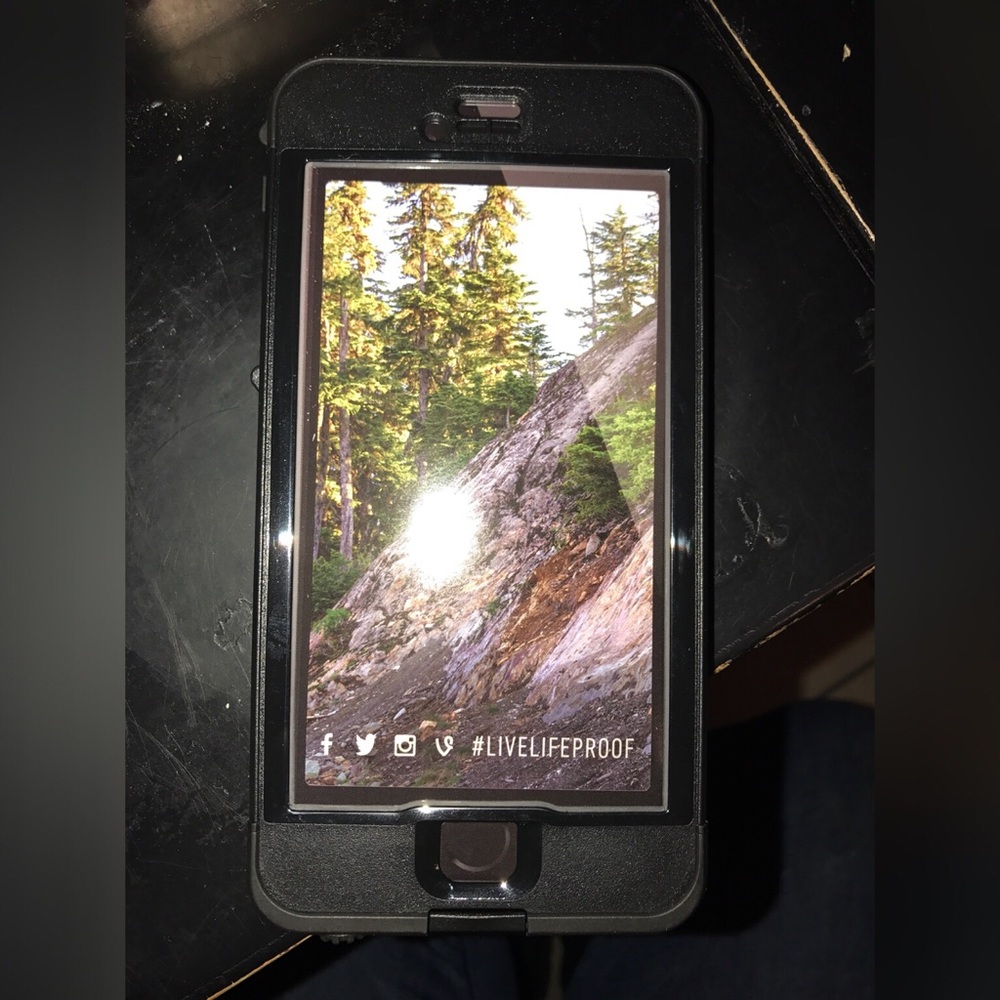 NÜÜD LifeProof iPhone 6s plus case
