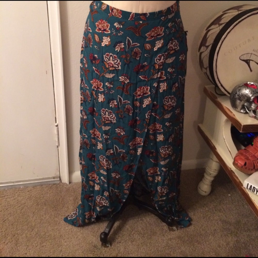 NWT Forever 21 skirt