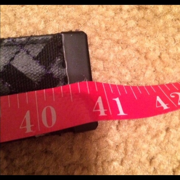 Men's Black DC Belt. 41" long - Picture 3 of 4