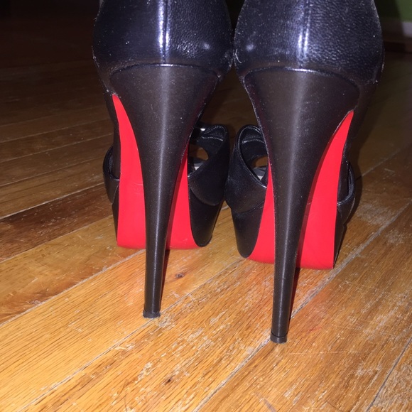 O'darsey Christina Louboutin, 100% Authentic - Picture 3 of 4