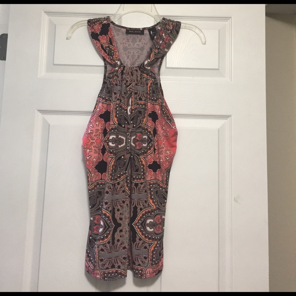 Super cute patterned top