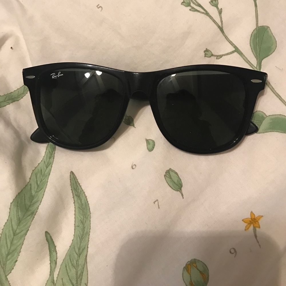 Ray Bans- Wayfarer
