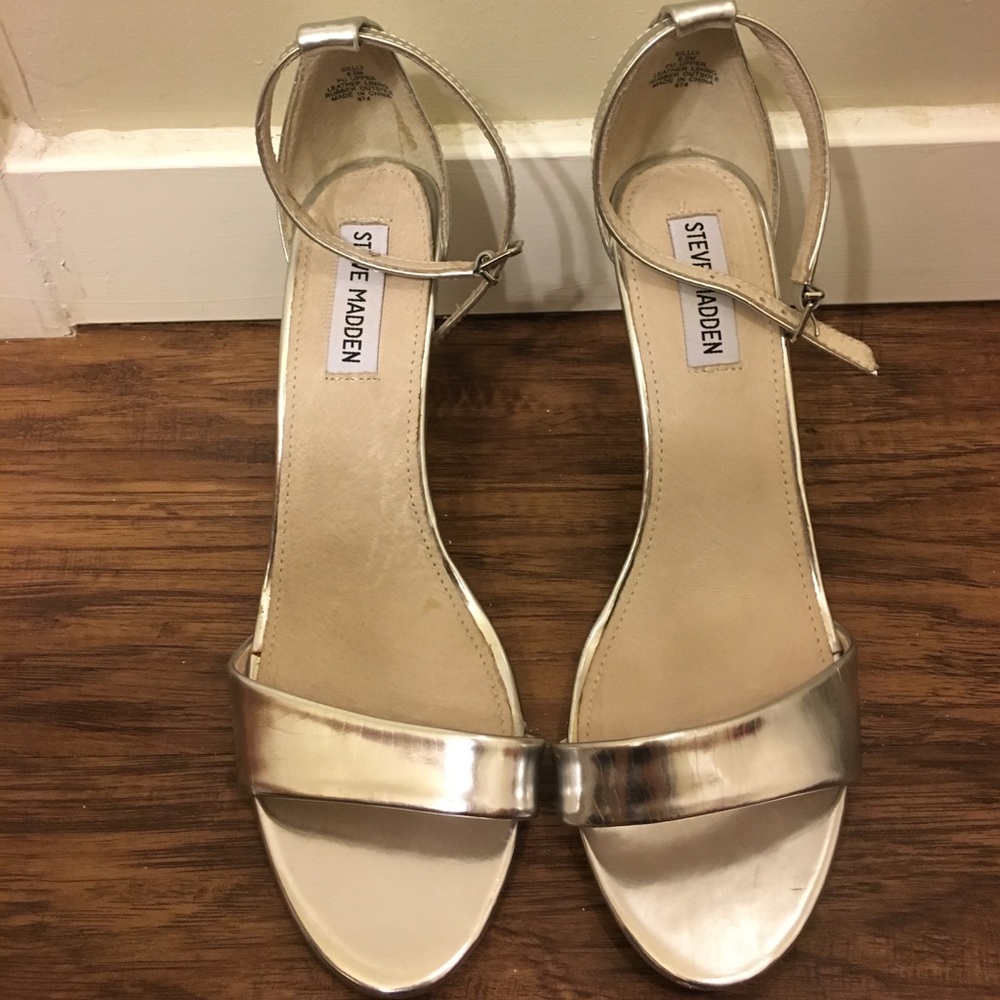 Steve Madden Sillly Anklestrap Heels 👠
