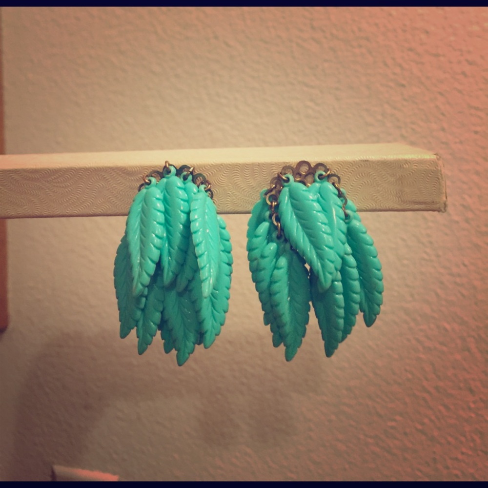Vintage clip on leaf earrings