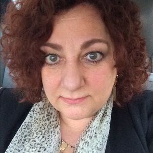 Meet your Posher, Adriane