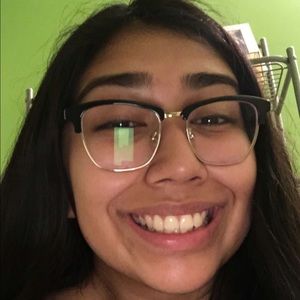 Meet your Posher, Ivette