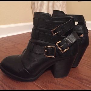 Steve Madden Leather Booties