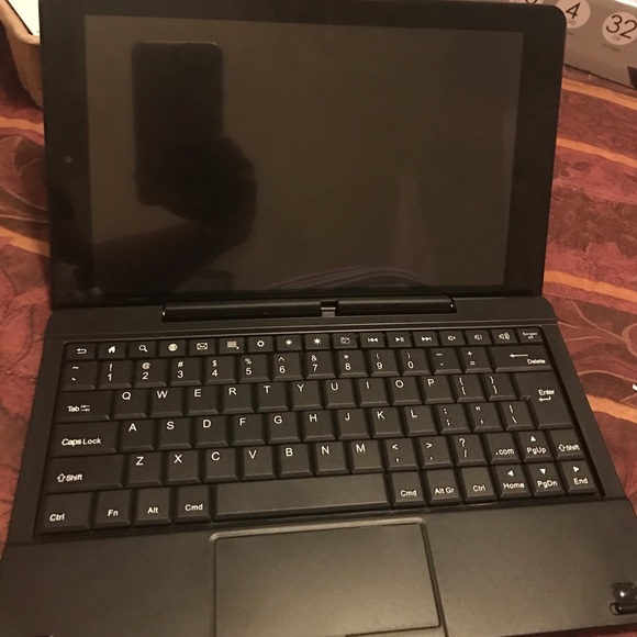 RCA 10" Viking Pro Tablet - Picture 4 of 5