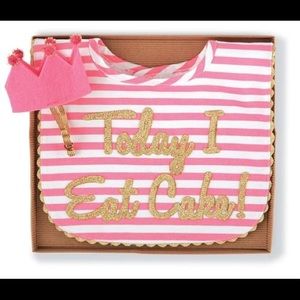 Birthday bib and crown