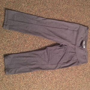 grey old navy cropped leggings