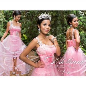 Sherri Hill Hi-lo Gown