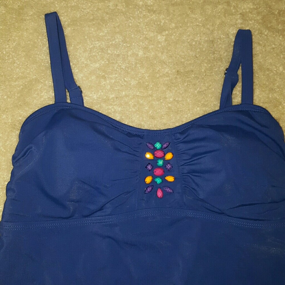 Tankini - Picture 3 of 5