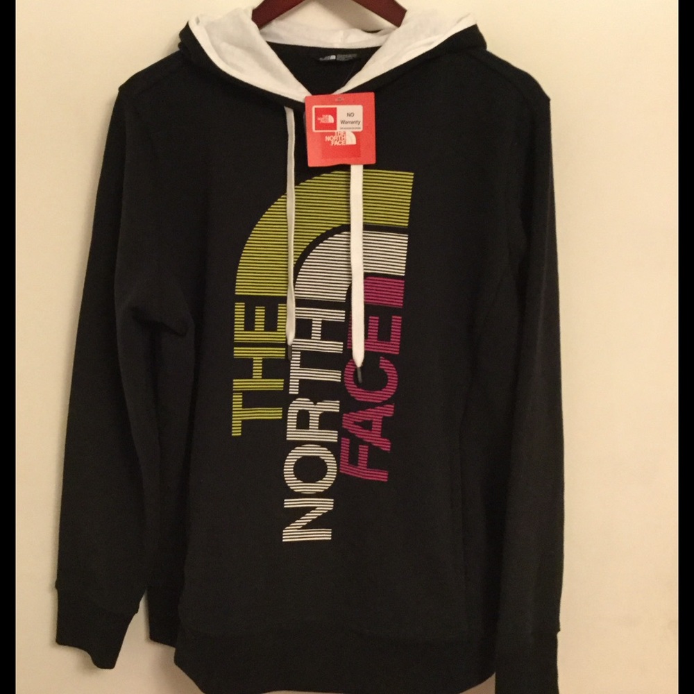 NWT The North Face Women's pullover hoodie