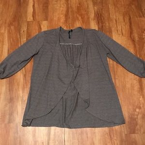 O'Neill 3/4 length sleeve cardigan. Taupe/slate.