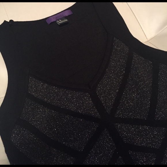 Slim fit dress - Picture 2 of 4