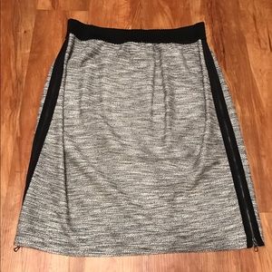 Grey/black Anthropologie pencil skirt. Large.